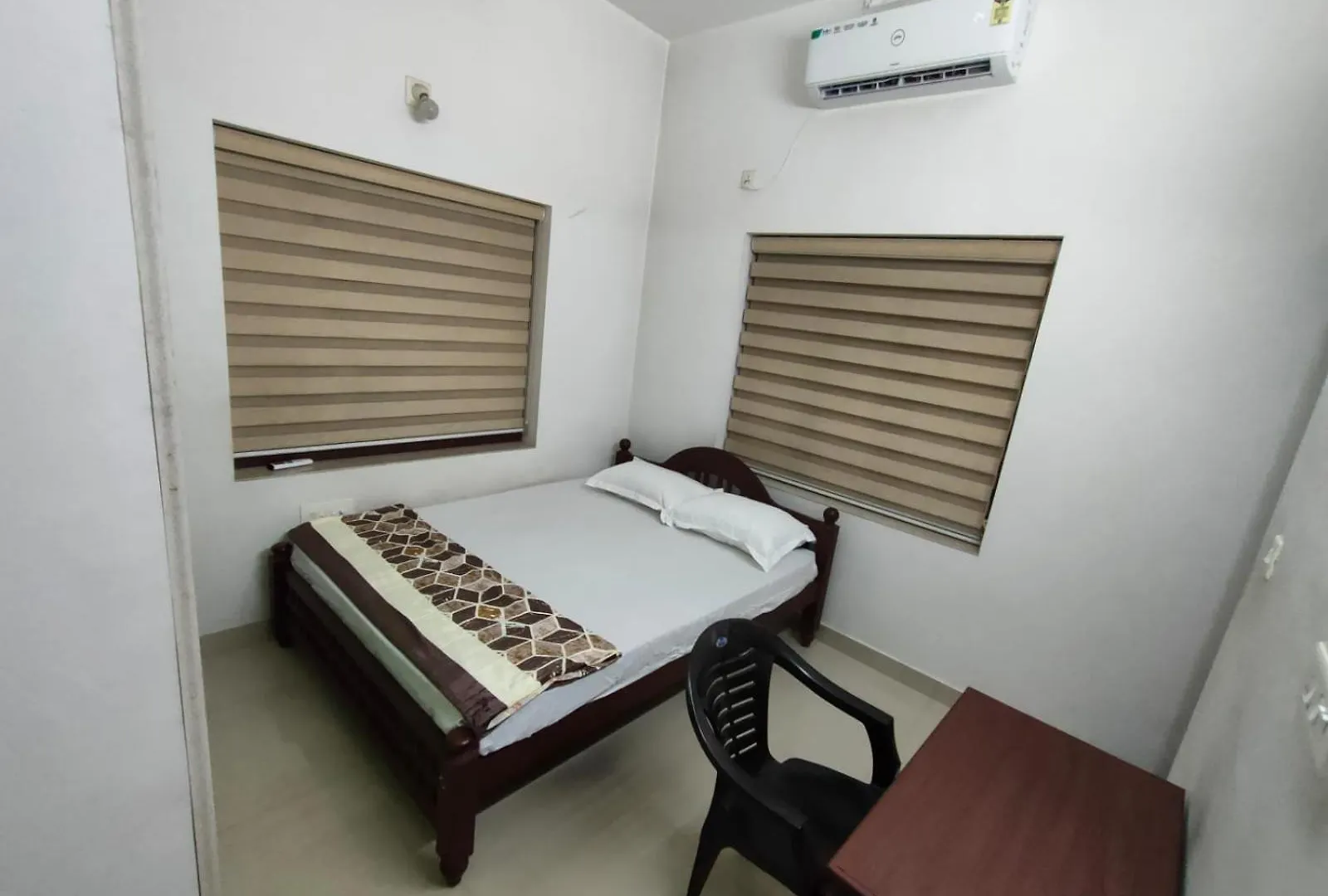 Woods Home Stay Athirappilly India