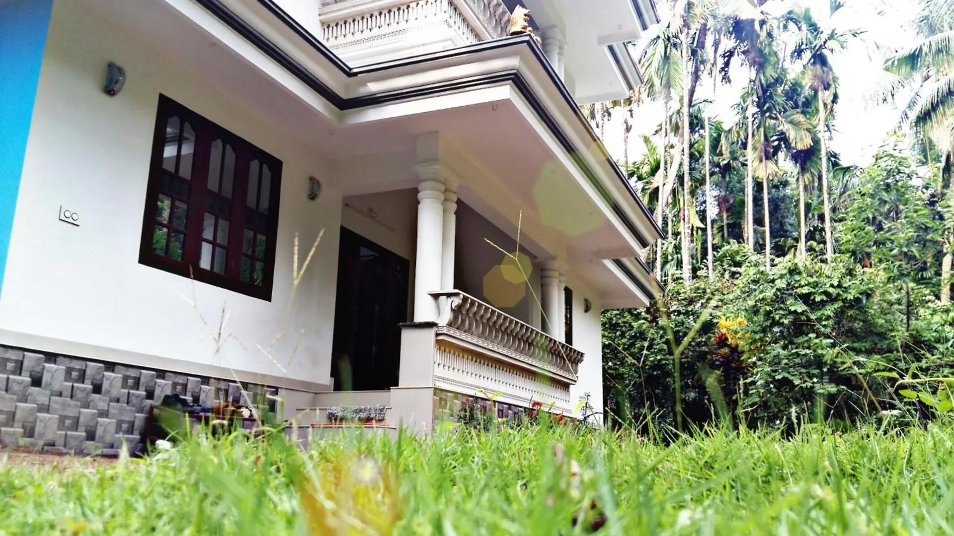 Woods Home Stay Athirappilly
