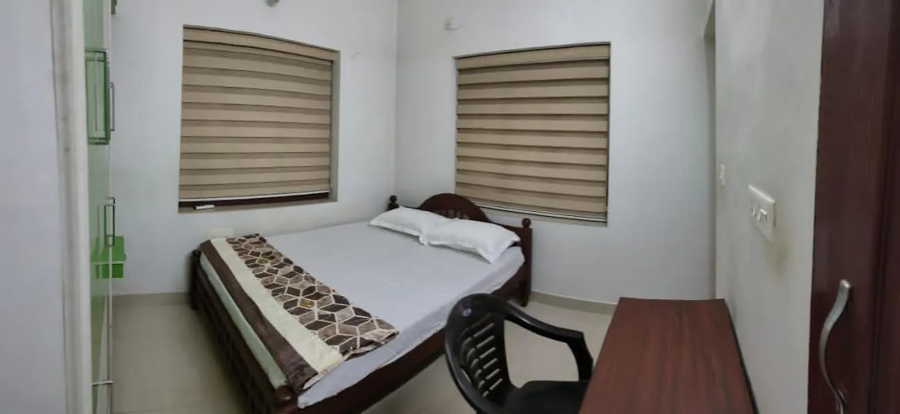 Woods Home Stay Athirappilly Homestay